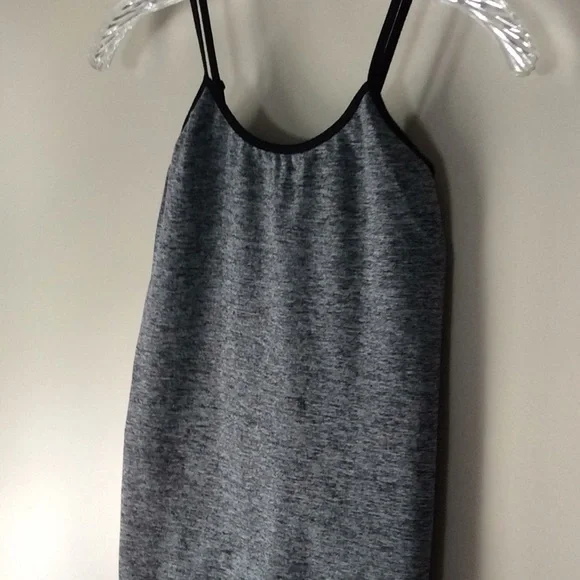 Tank top. Really nice. - Picture 2 of 7